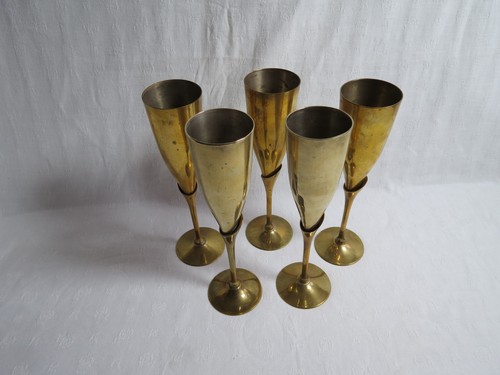Flûtes champagne en - à,
